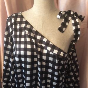 Banana Republic Top.